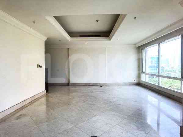 149 sqm, 8th floor, 2 BR apartment for sale in Kebayoran Baru 3