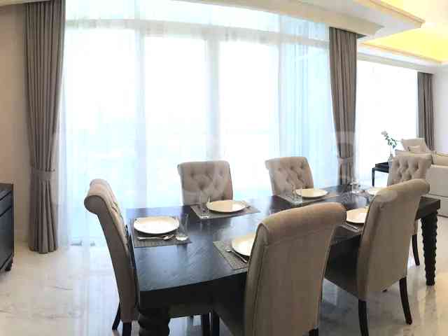 157 sqm, 16th floor, 2 BR apartment for sale in Simprug 3