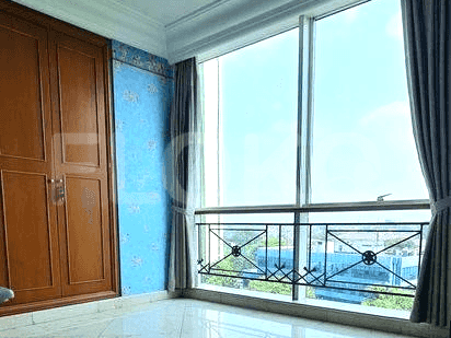 185 sqm, 8th floor, 3 BR apartment for sale in Teuku Nyak Arief 4