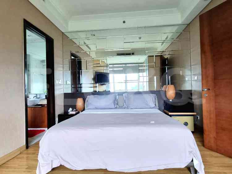 159 sqm, 7th floor, 3 BR apartment for sale in Sudirman 6