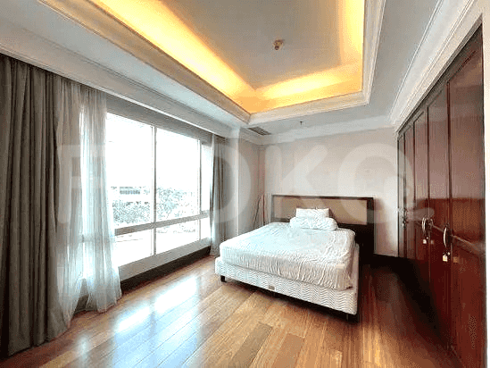 180 sqm, 5th floor, 2 BR apartment for sale in Kebayoran Baru 3