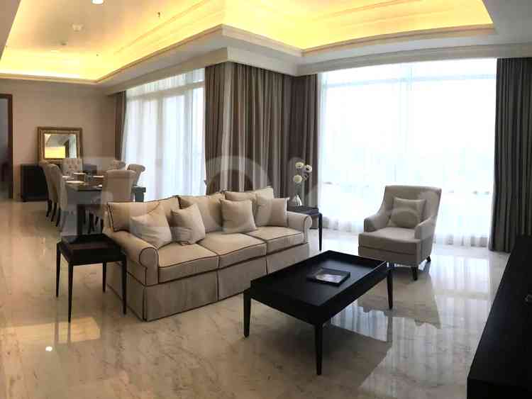 Dijual Apartemen 2 BR, Lantai 16, Luas 157 m2 di Simprug 4