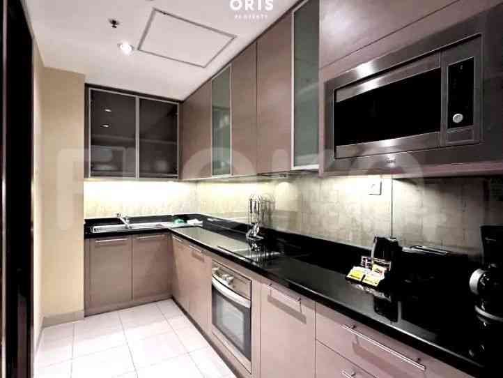 162 sqm, 17th floor, 3 BR apartment for sale in Gandaria 6