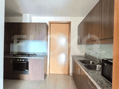 177 sqm, 3rd floor, 2 BR apartment for sale in Gandaria 5