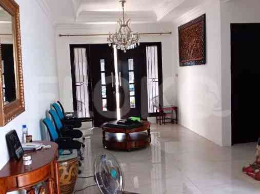 Dijual Rumah 4 BR, Luas 300 m2 di Cinere, Depok 2