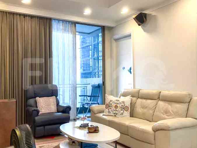 180 sqm, 25th floor, 3 BR apartment for sale in Kebayoran Baru 5