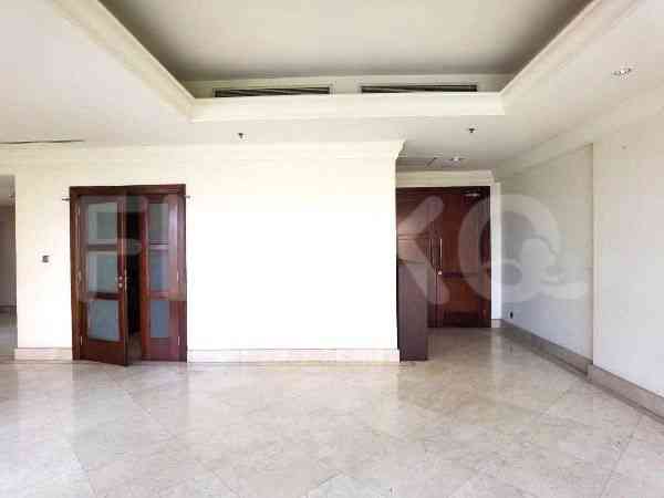 149 sqm, 8th floor, 2 BR apartment for sale in Kebayoran Baru 4