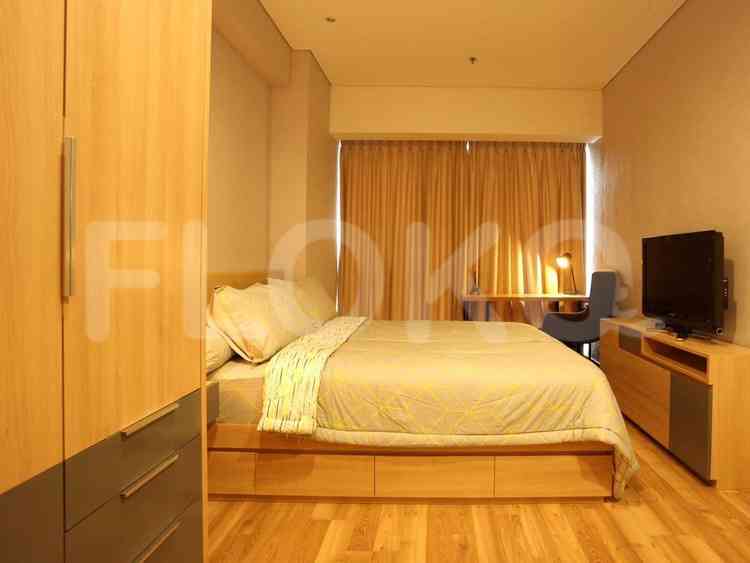 203 sqm, 4th floor, 3 BR apartment for sale in Kebayoran Lama 5