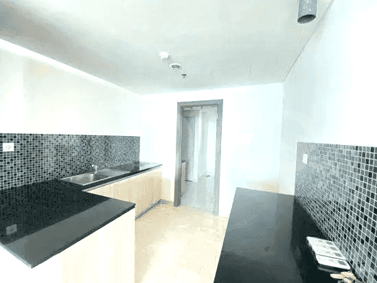 Dijual Apartemen 3 BR, Lantai 25, Luas 153 m2 di Kembangan 7