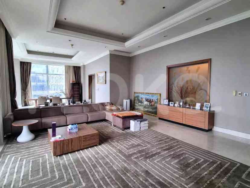 500 sqm, 10th floor, 4 BR apartment for sale in Kebayoran Baru 3