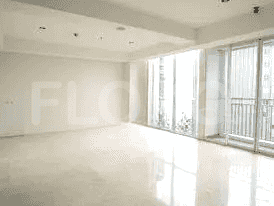 233 sqm, 26th floor, 4 BR apartment for sale in Cempaka Putih 1