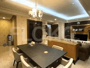 155 sqm, 29th floor, 2 BR apartment for sale in Gandaria 2