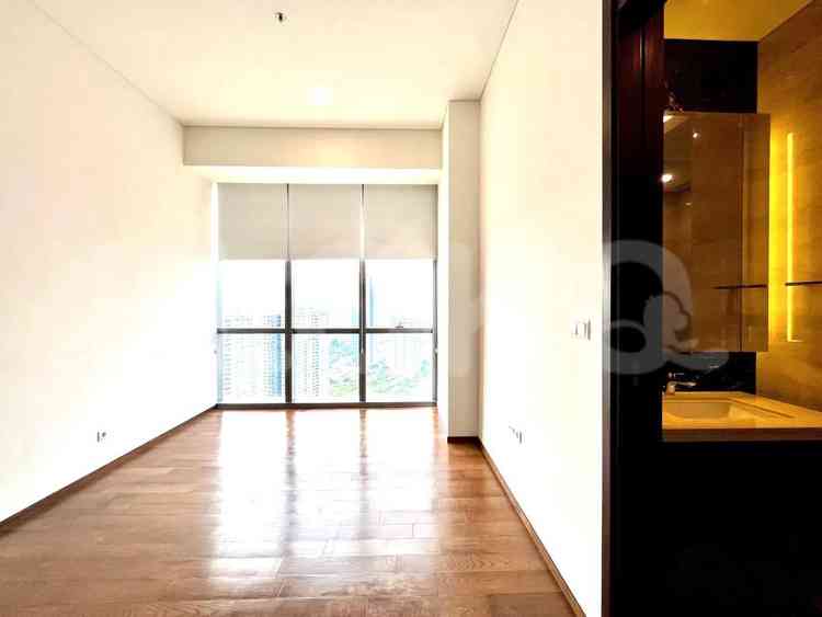 Dijual Apartemen 4 BR, Lantai 1, Luas 363 m2 di Sudirman 8