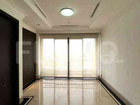 323 sqm, 9th floor, 3 BR apartment for sale in Setiabudi 6