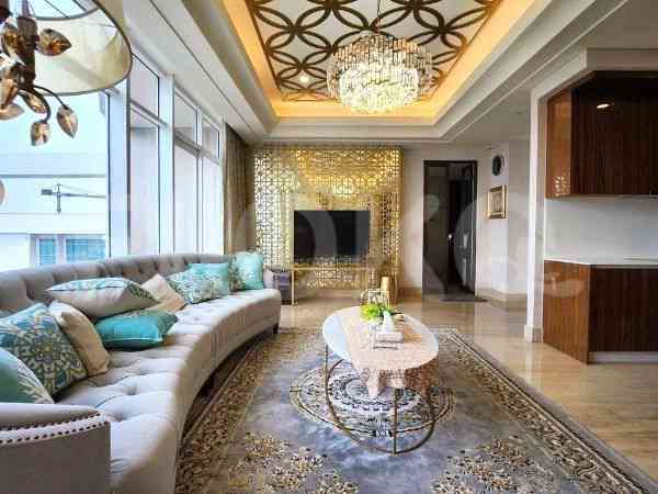 240 sqm, 30th floor, 5 BR apartment for sale in Setiabudi 7