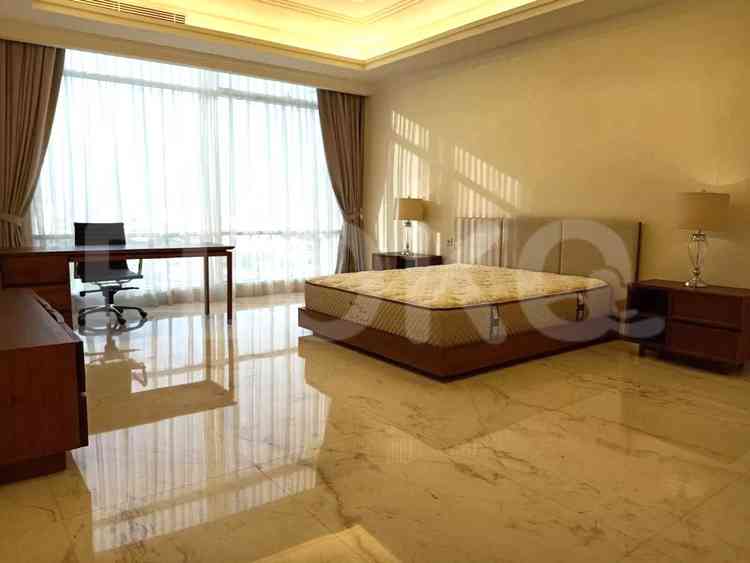 288 sqm, 20th floor, 4 BR apartment for sale in Simprug 3