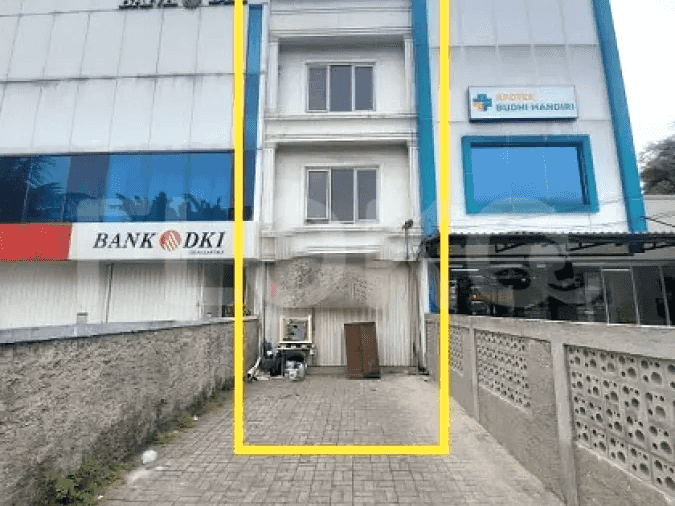 267 sqm, shophouse for rent in Dewi Sartika, Cawang 1