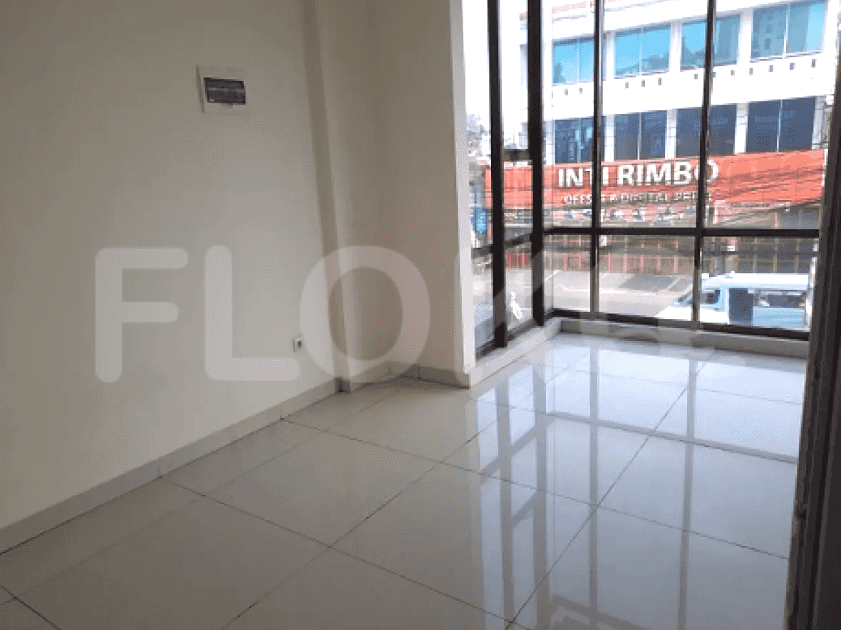 243 sqm, shophouse for rent in Cawang Baru, Cawang 1