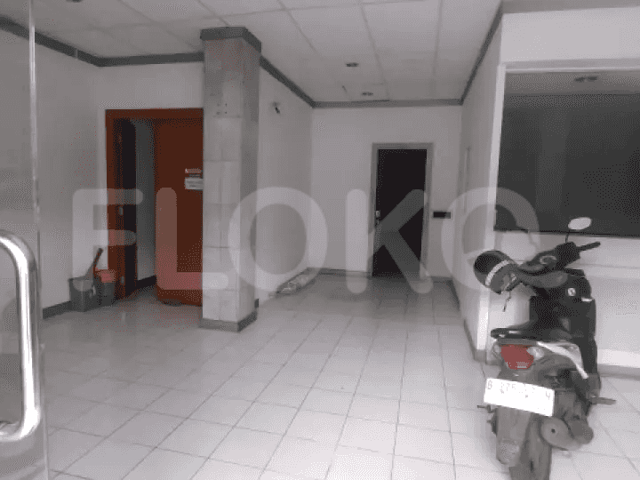 564 sqm, shophouse for rent in Raya Jakarta Bogor, Kramat Jati 1