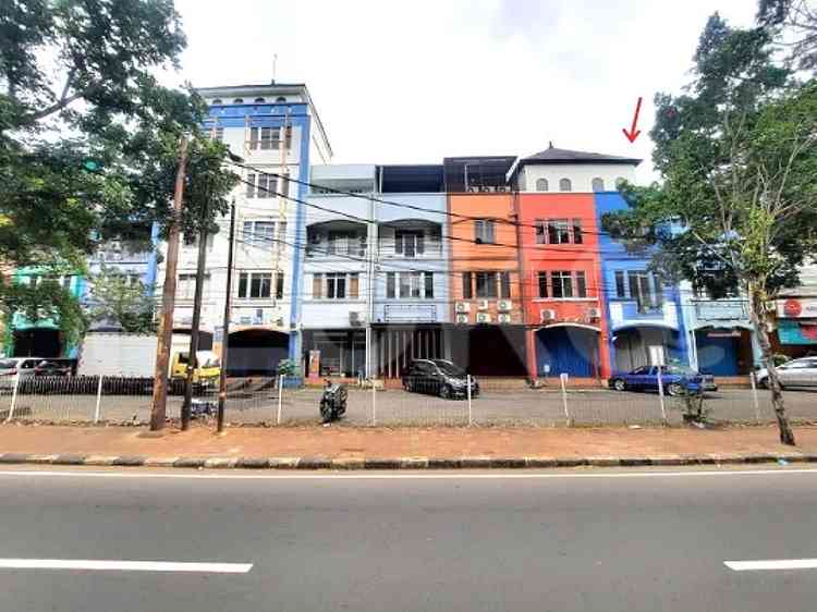 135 sqm, shophouse for rent in Jendral Soekanto, Duren Sawit 5