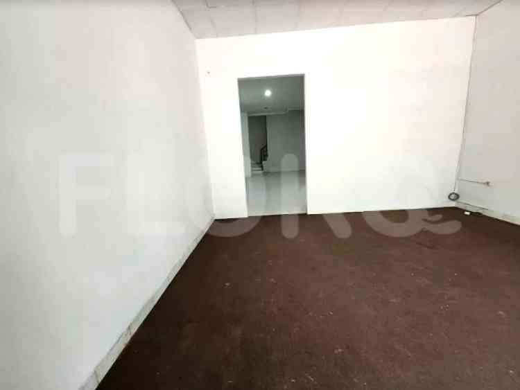 135 sqm, shophouse for rent in Jendral Soekanto, Duren Sawit 4