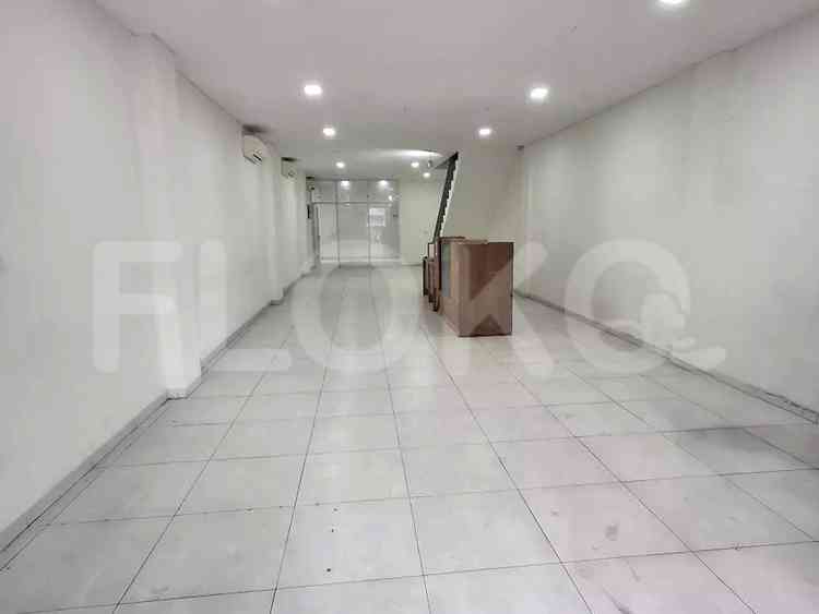 315 sqm, shophouse for rent in Cinere Raya, Cinere 2