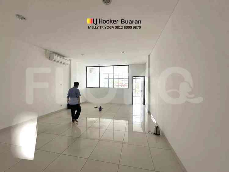 144 sqm, shophouse for rent in Kalimalang, Bekasi 3