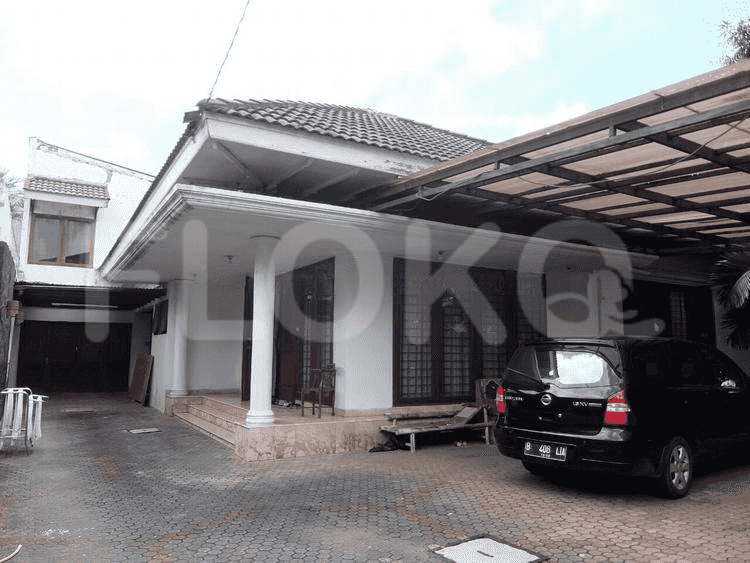 Dijual Rumah 7 BR, Luas 376 m2 di Gaharu V, Cipete 1