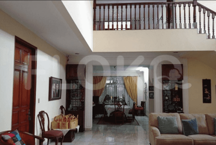 390 sqm, 5 BR house for sale in Kebayoran Baru, Blok M 4