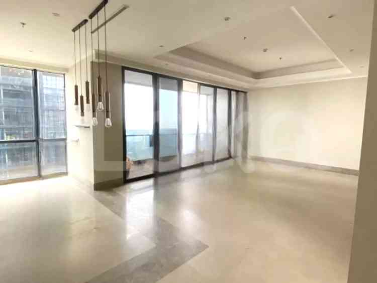 228 sqm, 57th floor, 4 BR apartment for sale in Senopati 8