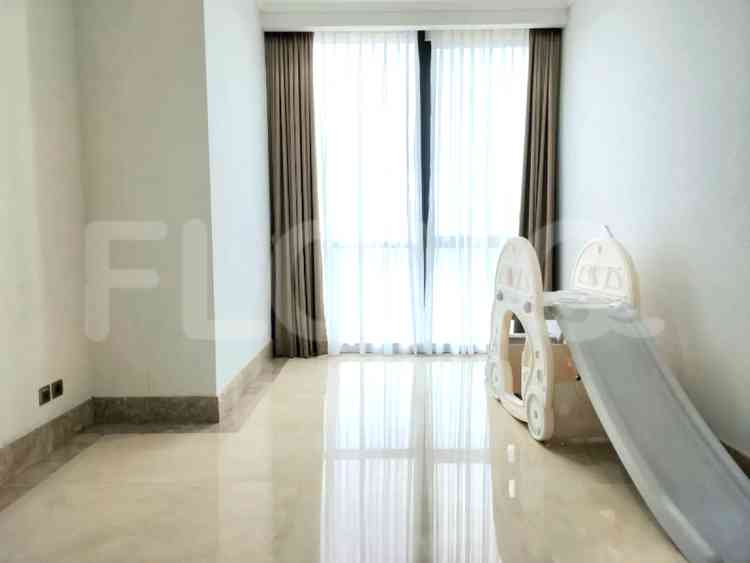 228 sqm, 50th floor, 5 BR apartment for sale in Senopati 7