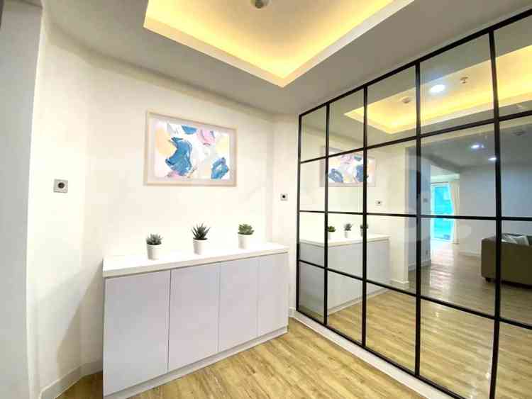 89 sqm, 2nd floor, 2 BR apartment for sale in Kebayoran Lama 3