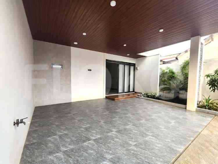 240 sqm, 3 BR house for sale in Jagakarsa, Cinere 2