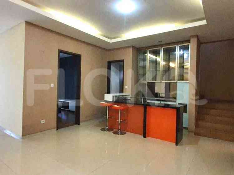 300 sqm, 6 BR house for rent in Jl. Delima Utara II, Lebak Bulus 2