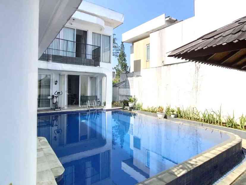 320 sqm, 5 BR house for sale in Golf view, Bogor 4