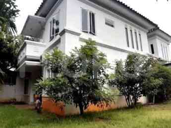 360 sqm, 4 BR house for sale in Golf Barat residence, Bekasi 1