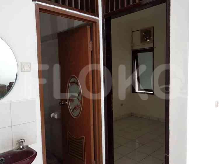 Dijual Rumah 5 BR, Luas 250 m2 di Villa Melati Mas, Gading Serpong 5