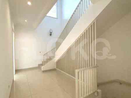 396 sqm, 4 BR house for rent in Jl. Gaharu II, Cilandak 13