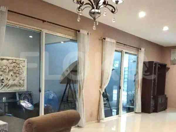 Disewakan Rumah 4 BR, Luas 180 m2 di Jl. Serena Hills, Lebak Bulus 7