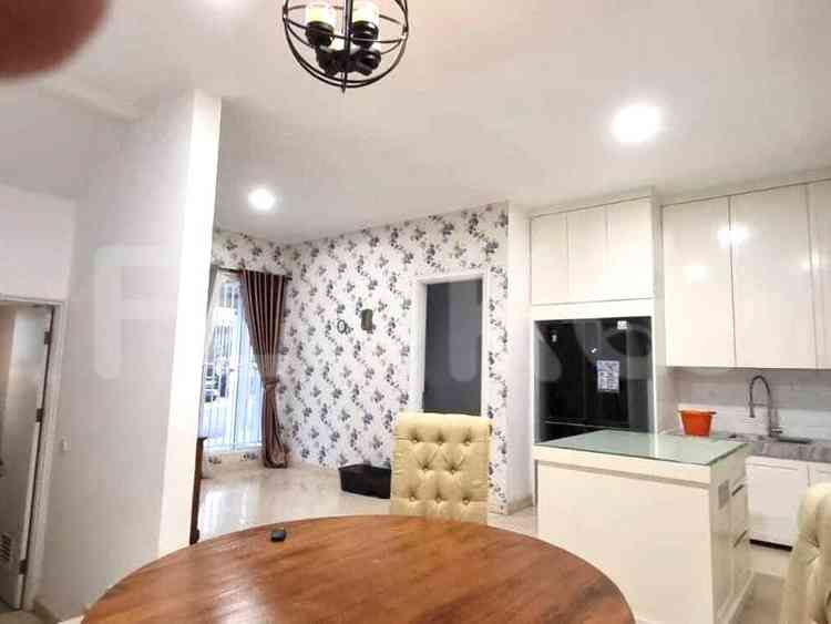 144 sqm, 4 BR house for rent in Jl. Raya Cirendeu, Lebak Bulus 4