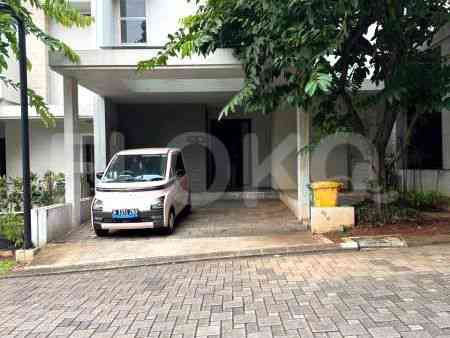 180 sqm, 3 BR house for rent in Jl. Serenia Hills, Lebak Bulus 3