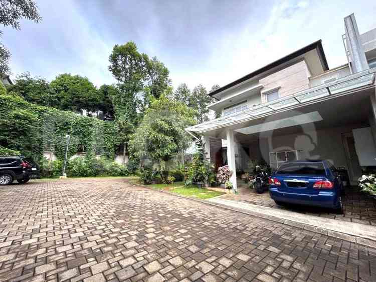 Dijual Rumah 4 BR, Luas 230 m2 di Jl. Karang Tengah Raya, Lebak Bulus 11