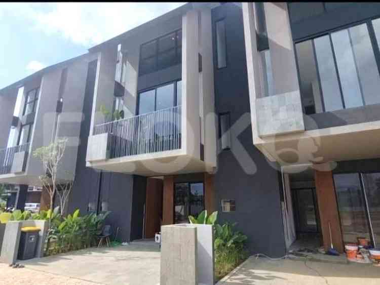 148 sqm, 5 BR house for sale in Jl. H. Nudin, Lebak Bulus 1