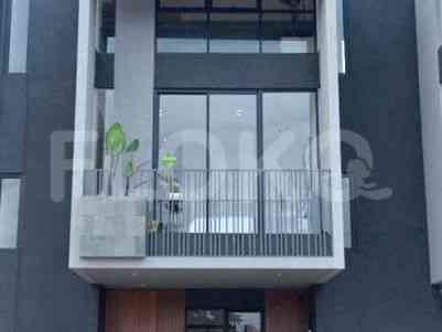 148 sqm, 5 BR house for sale in Jl. H. Nudin, Lebak Bulus 2