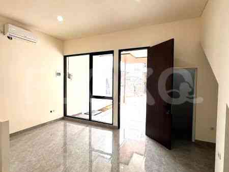 Dijual Rumah 3 BR, Luas 87 m2 di Jl. Lebak Bulus, Lebak Bulus 10