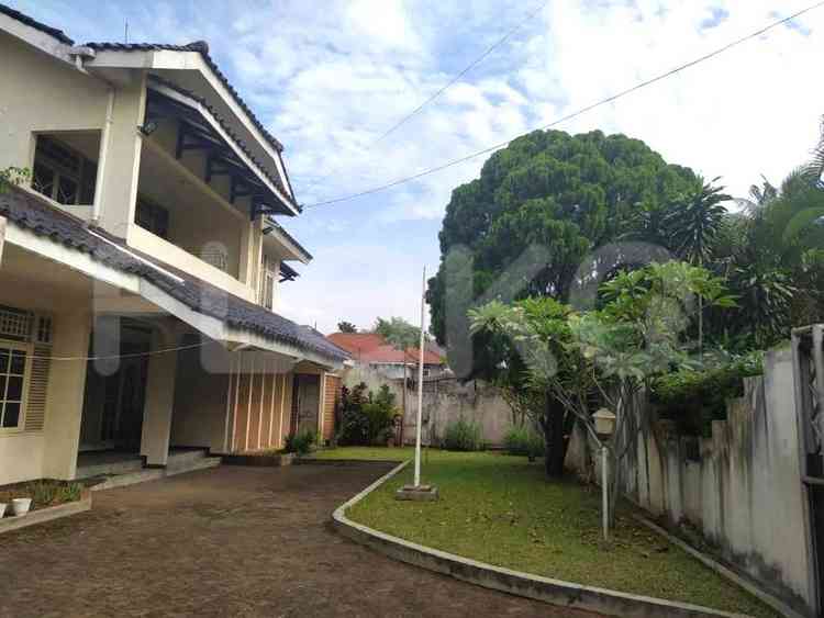 Dijual Rumah 8 BR, Luas 500 m2 di Jl. Adhyaksa VII, Lebak Bulus 2