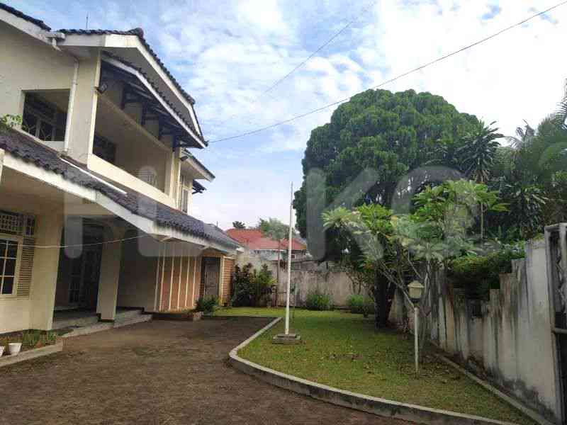 500 sqm, 8 BR house for sale in Jl. Adhyaksa VII, Lebak Bulus 2