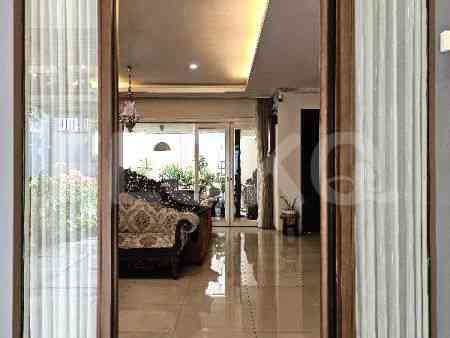 Dijual Rumah 4 BR, Luas 215 m2 di Jl. Serenia Hills, Lebak Bulus 22