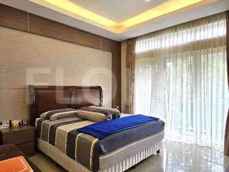 Dijual Rumah 4 BR, Luas 215 m2 di Jl. Serenia Hills, Lebak Bulus 8