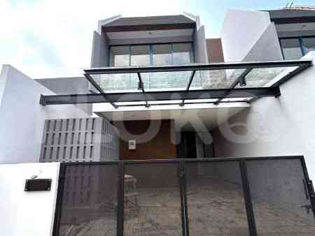 Dijual Rumah 4 BR, Luas 191 m2 di Jl. Delima Timur IIA, Lebak Bulus 1